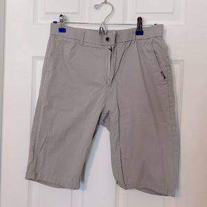 New women Casual Short Size Small /Color Light Grey Stretch